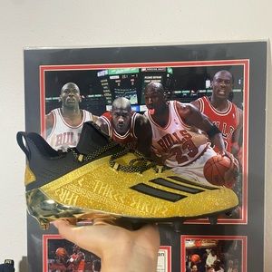 Adidas Football cleats gold ✨✨✨